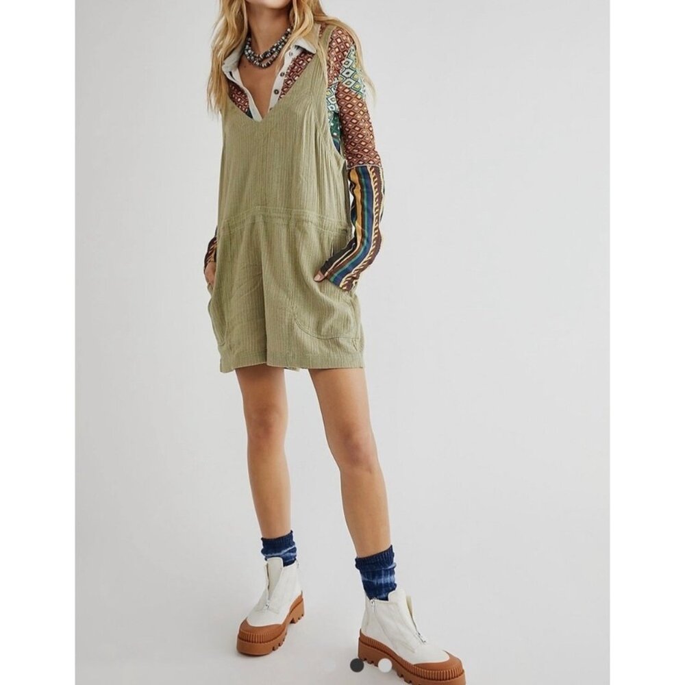 Free People Sorento Linen Textured Romper Dual V Style Cotton Adjustable Straps